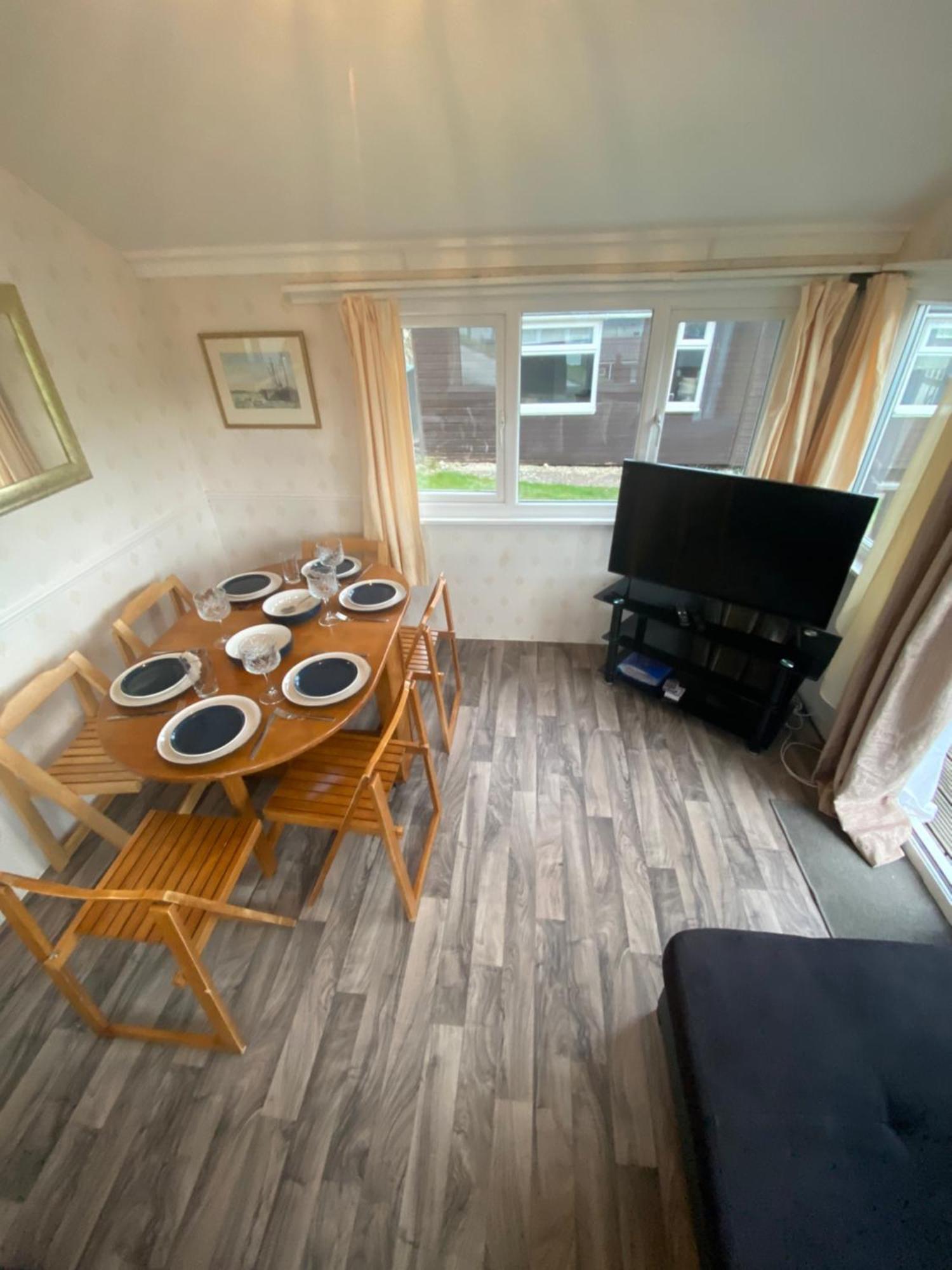 Chalet 5 Clarach Bay Абъристуит Екстериор снимка